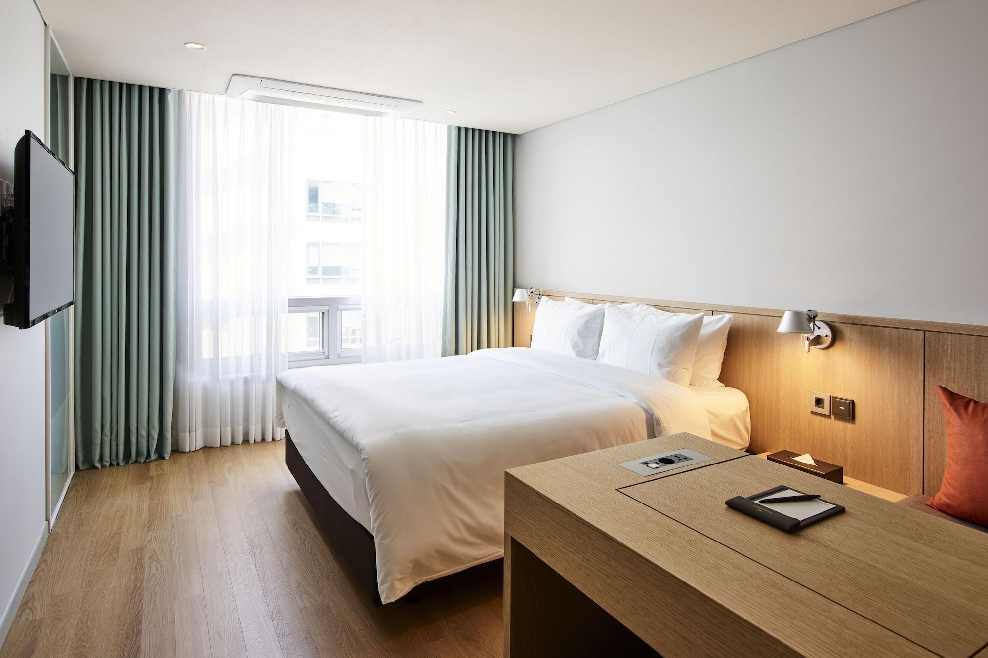 Newv Hotel